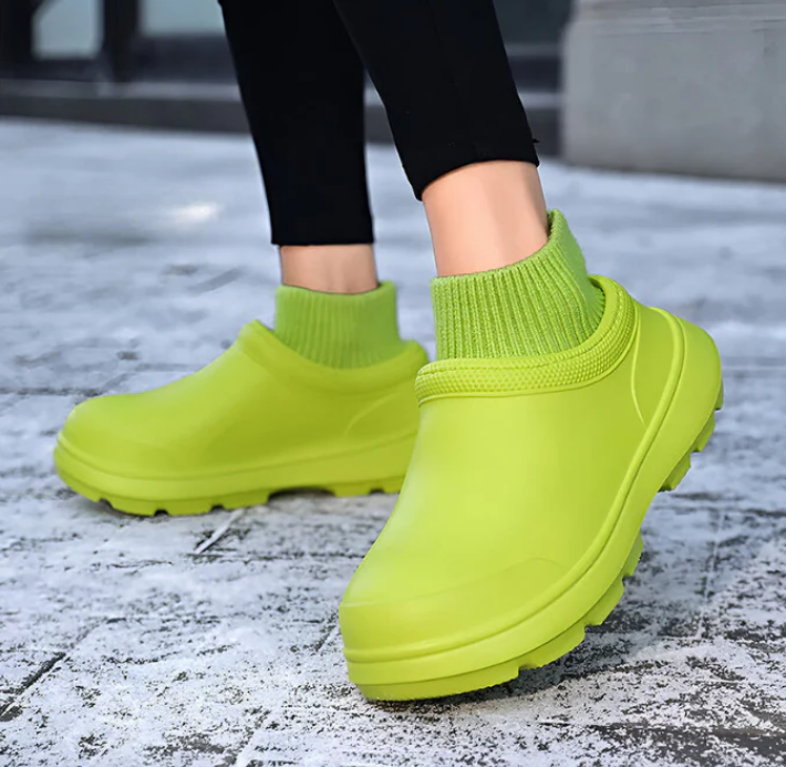 Clomfy™ | Cozy Clogs